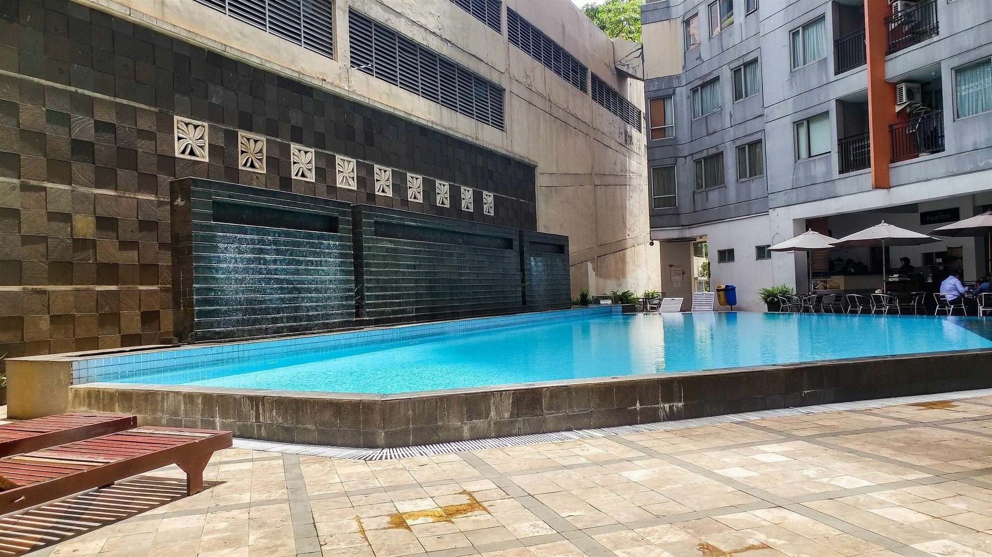 Apartemen 2 Bedroom Taman Rasuna Tower 18 By Travelio *